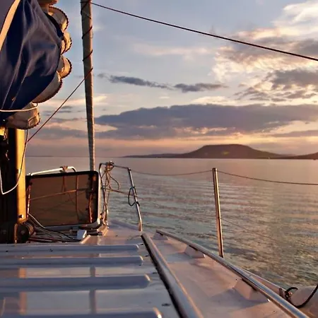 Pilikan - Yacht Port Balaton * ケストヘイ